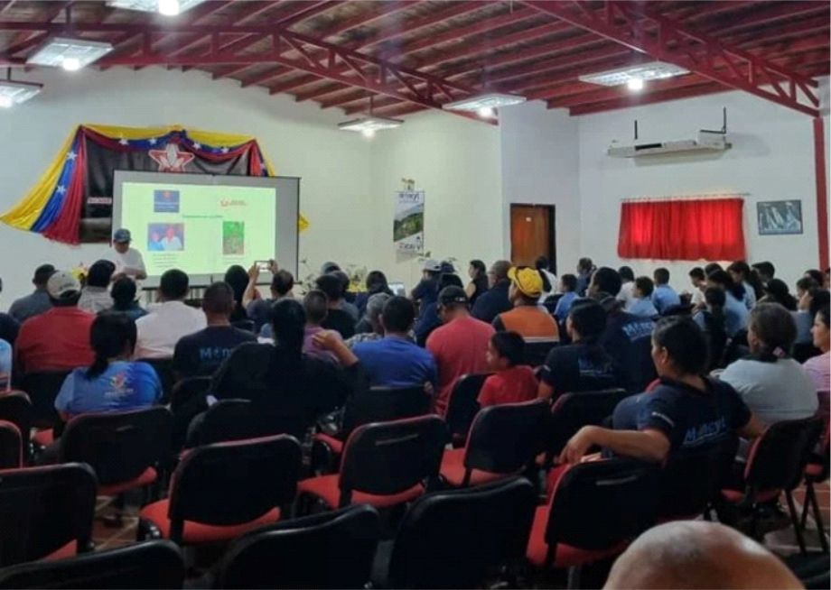 Auditorio de la sede de la ACAV durante las jornadas de divulgación.Crédito de imagen: @acavenezuela