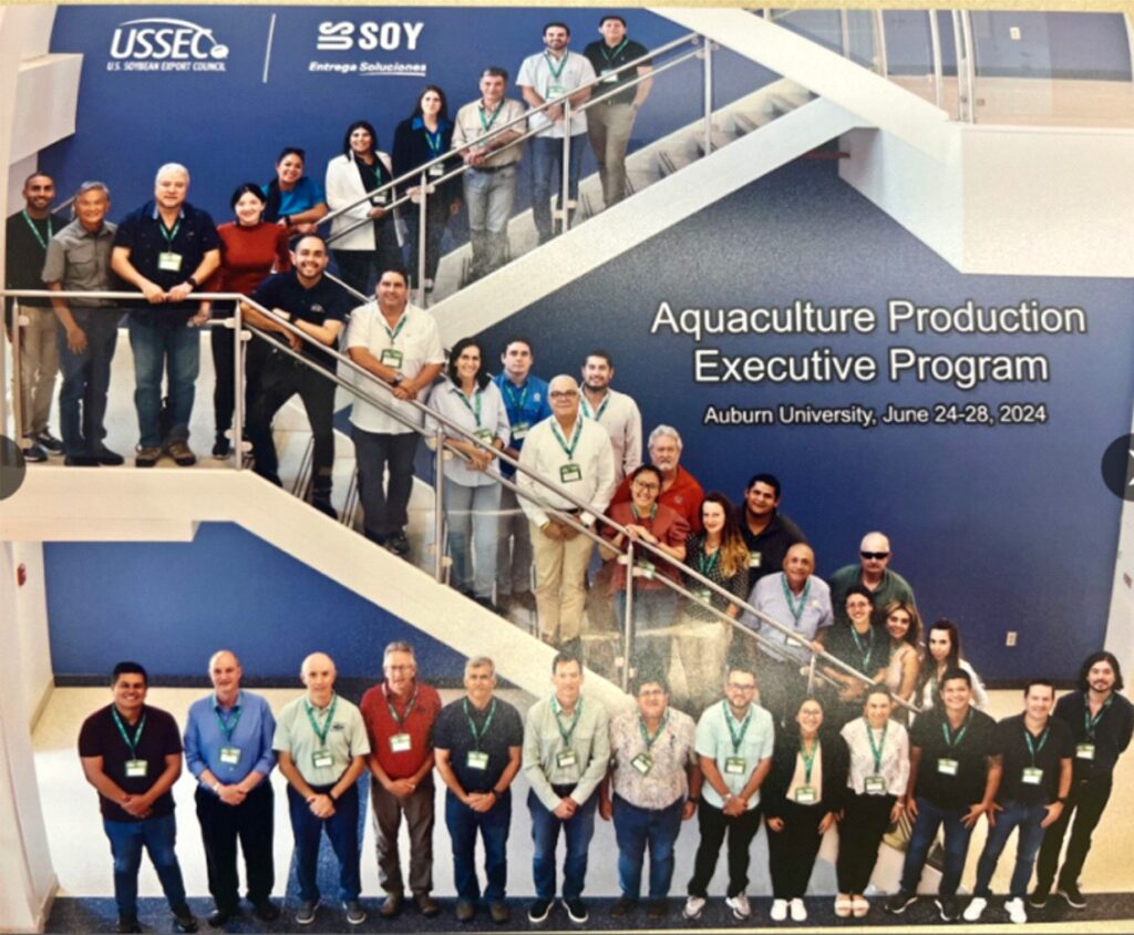 Participantes del Aquaculture Production Executive Program 2024. Imagen de USSEC