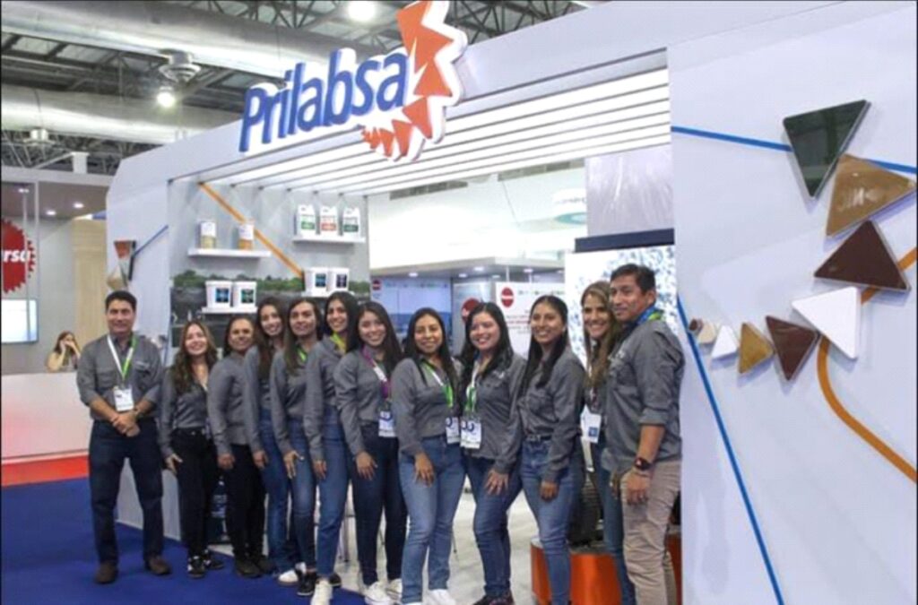 El equipo de Prilabsa Ecuador presente en Aqua Expo Guayaquil 2024.