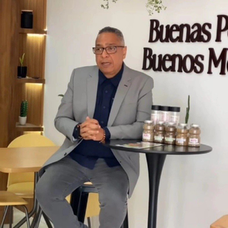 Ing. MSc. Victor Hugo Hernández, Director Comercial ABA del GRUPO SEREX