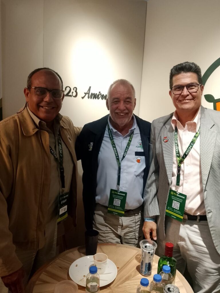 Con Máximo Colmenares, de ADDIGRAINS